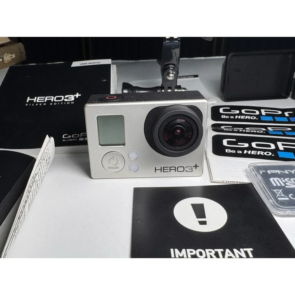GoPro HERO‎ 3+ Action Camera, Battery , Charger, 32gb SD Waterproof Cases Manual